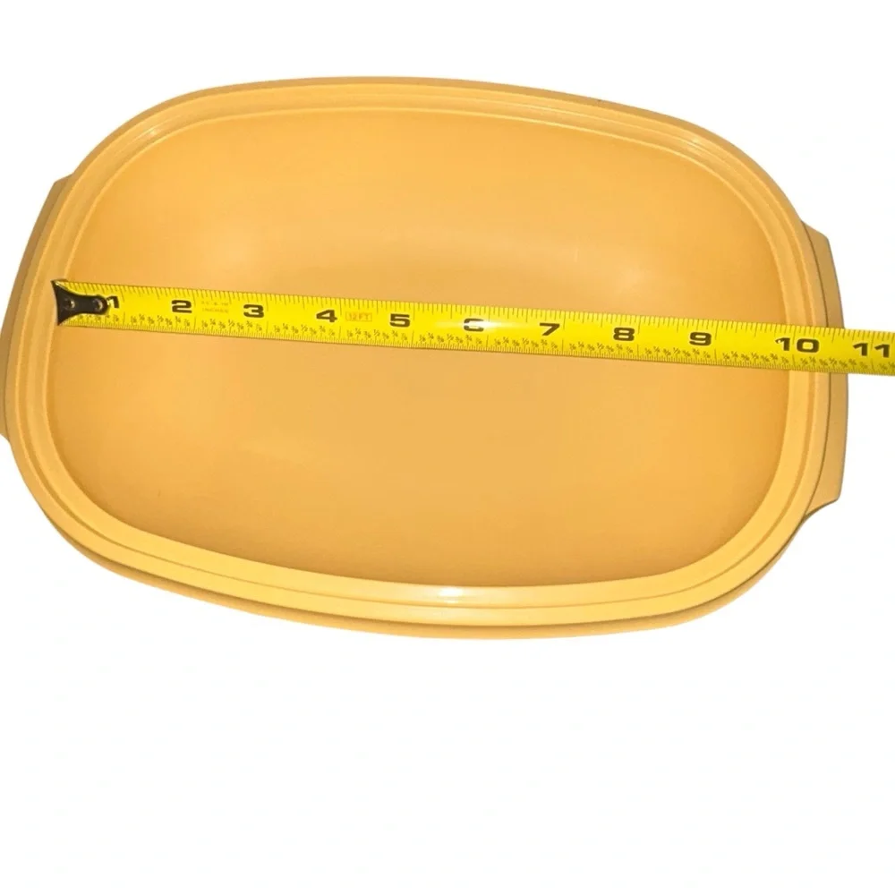 Vintage Tupperware 4-Piece Oval Microwave Steamer Cooker Gold with Inserts & Lid